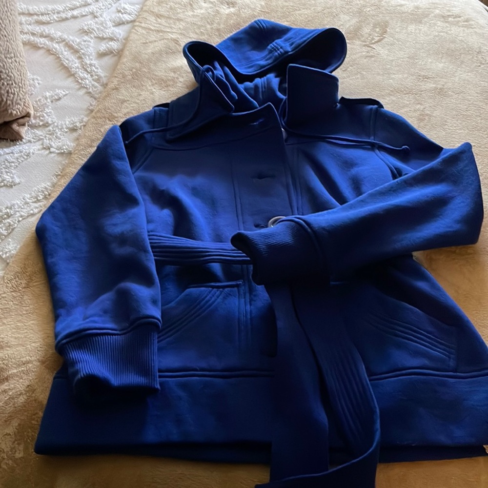 Love Tree Sweatshirt Jacket